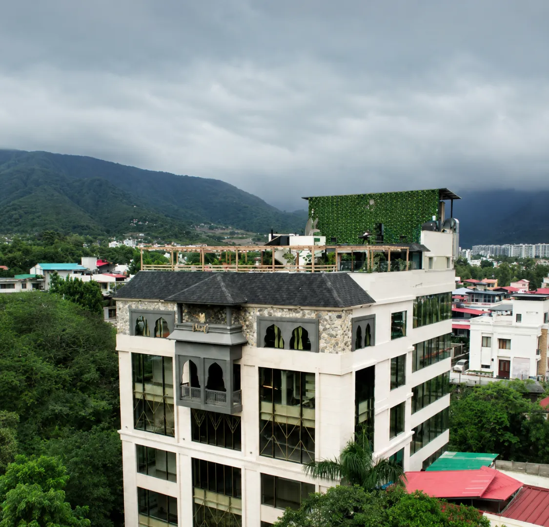 Ar. Manish Kala